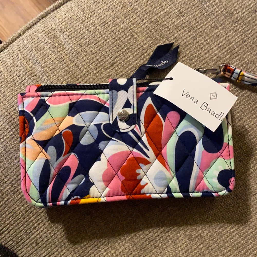 Vera Bradley RFID smartphone wristlet